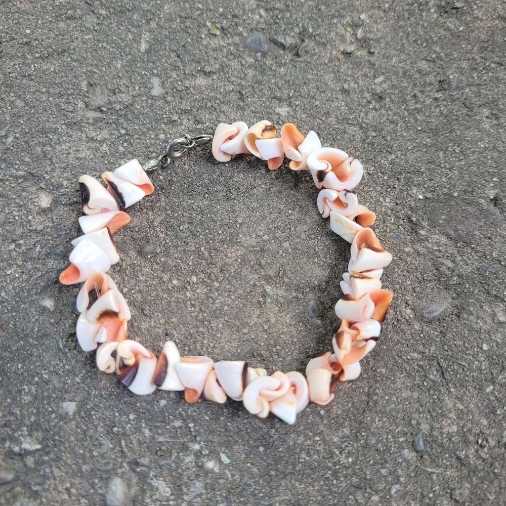 🐚 Shell Beaded Bracelet